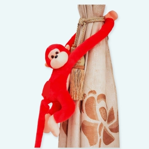 Un cadeau original et plein de tendresse avec cette peluche singe kawai de couleur rouge ! Petite peluche très douce et toute mignonne qui n'attend qu'une seule chose, se blottir dans les bras de votre enfants pour de long moment de tendresse et de complicité.