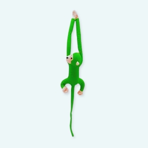 Cette jolie peluche représente un petit singe adorable kawaii de couleur vert. Il a une longue queue ainsi que de longs bras en coton ultra doux. Avec ces petits yeux et son air espiègle le petit singe veillera sur la chambre de votre petite fille ou petit garçon et amusera beaucoup ce dernier.