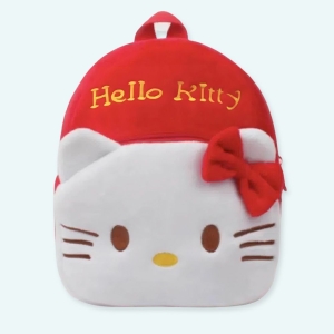 Un sac à dos en peluche à l'effigie du personnage Hello Kitty. Un sac que votre enfant va adorer pour emporter partout avec lui tout ce dont il a besoin : son goûter, ses jouets, des cahiers… et bien plus encore. Le sac à dos en peluche est ce dont vous avez besoin !