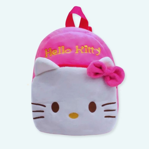 Un sac à dos en peluche tout doux et tout mignon à l'effigie du personnage Hello Kitty. Un sac que votre enfant va adorer pour emporter partout avec lui tout ce dont il a besoin et bien plus encore... Peut également être utilisé comme sac à dos pour l'école ou voyager.