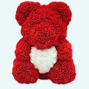 La peluche ours roses rouges coffret collector est trop belle ! Avec ses belles couleurs, elle ravira la personne à qui elle sera offerte ! Que ce soit pour déclarer sa flamme ou pour la maintenir avec votre partenaire, nul doute qu’elle fera plaisir à la personne qui la recevra en cadeau !